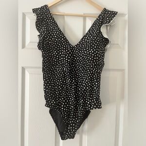 Summersalt ruffle backflip GUC size 14